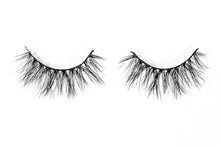 Load image into Gallery viewer, Sultry Eyes